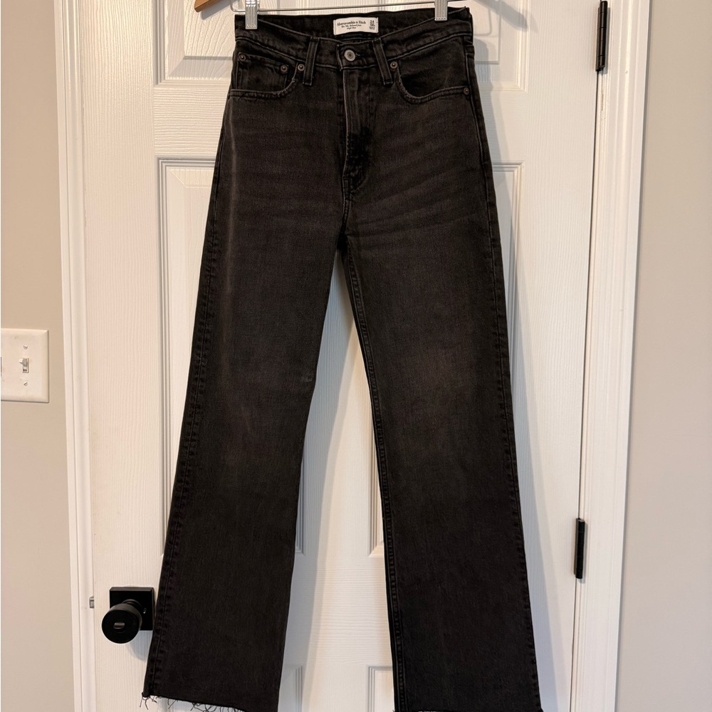 Abercrombie & Fitch 90’s Relaxed Jeans
